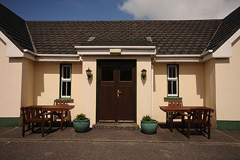 An Portán, Dunquin. County Kerry | Entrance to Guest Communal Area