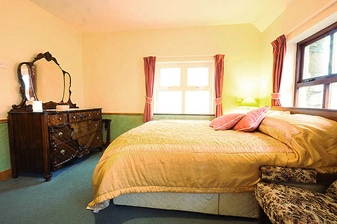O'Connor's Guesthouse, Cloghane. County Kerry | Double Bedroom