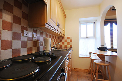 Mount Brandon Cottage, Cloghane. County Kerry | Kitchen with Breakfast Bar
