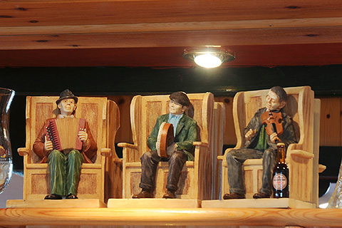 An Bóthar, Cuas. County Kerry | Miniature Musicians