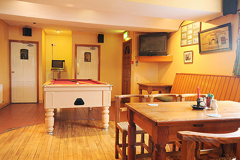 An Bóthar, Cuas. County Kerry | Pool Table