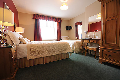 Lantern Townhouse, Dingle. County Kerry | Family Bedroom