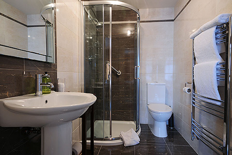 Lantern Townhouse, Dingle. County Kerry | Ensuite