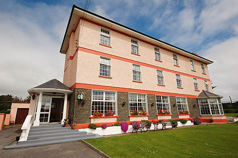 Alpine Guesthouse, Dingle. County Kerry | Front of Alpine Guesthouse